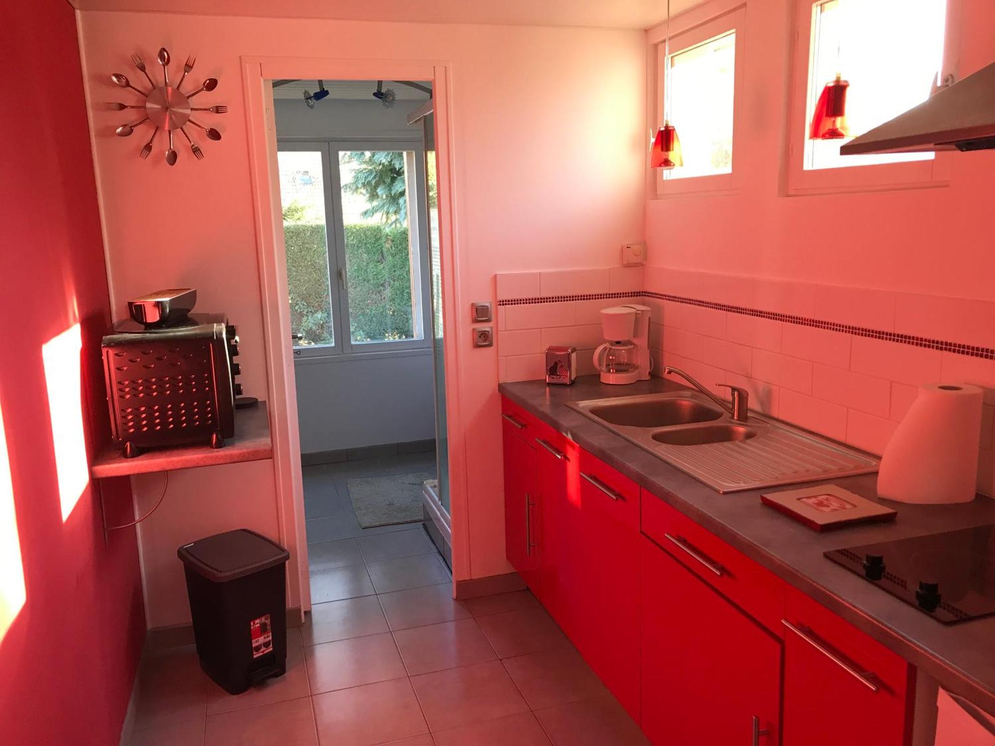 Gîte indépendant Diz'enreves au cœur des vignes Dizy Extérieur photo
